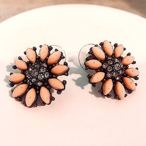 NWOT Vintage Style Crystal Floral Earrings